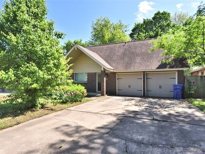 705 W Boston St, Broken Arrow, OK, 74012