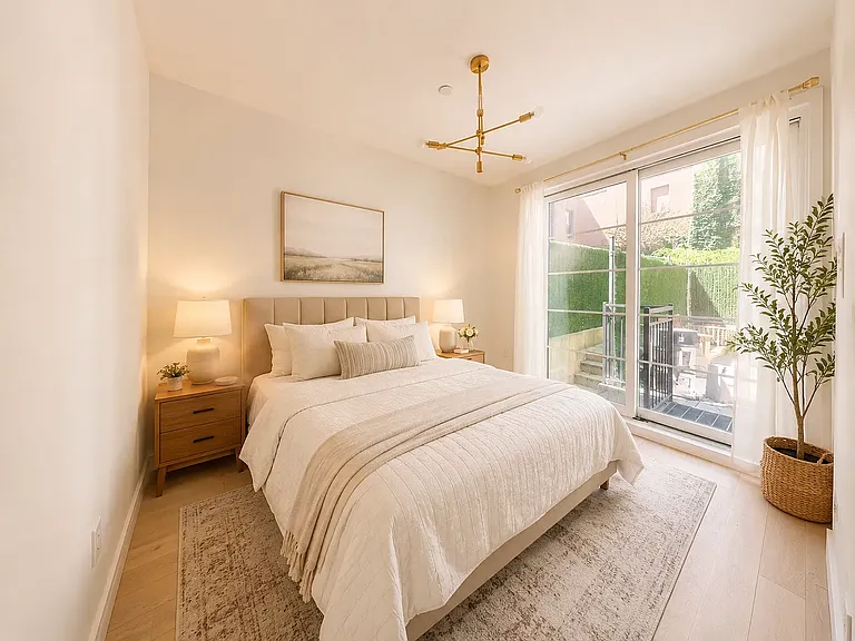 978 Kent Ave #1D — Photo 6