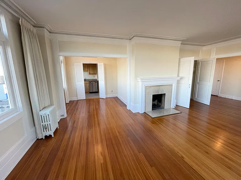 Crestview Apartments — Photo 46