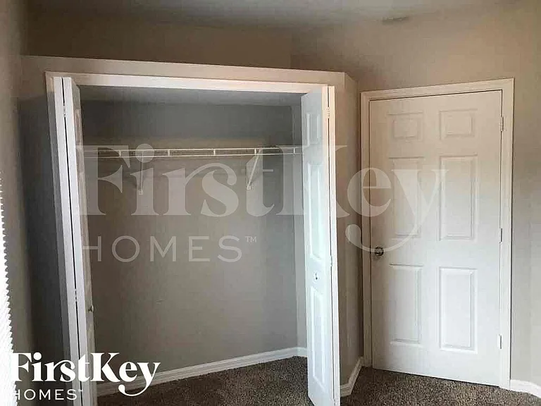 8235 Mossborger Ave — Photo 10