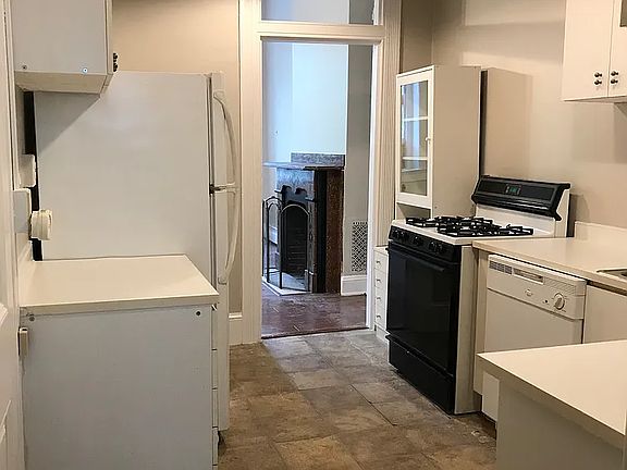 5th image of 1723 Bolton St #2