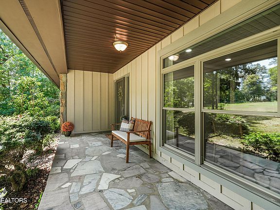 5th image of 405 Sportsman Rd