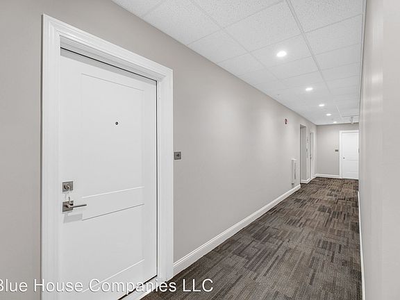 4th image of 427 Washington Ave #4B