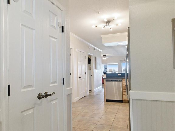 2nd image of 815 S Virginia Dare Trl #101