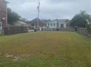 6911 Vicksburg St, New Orleans, LA 70124