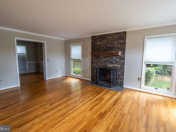 2nd image of 13002 Sturbridge Ct