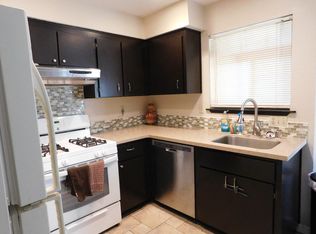 140 Gibson Dr APT 10A, Hollister, CA