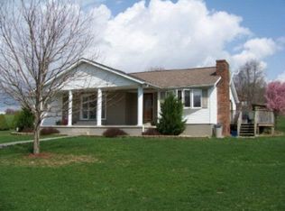 360 Graham Hill Rd, Lashmeet, WV 24733