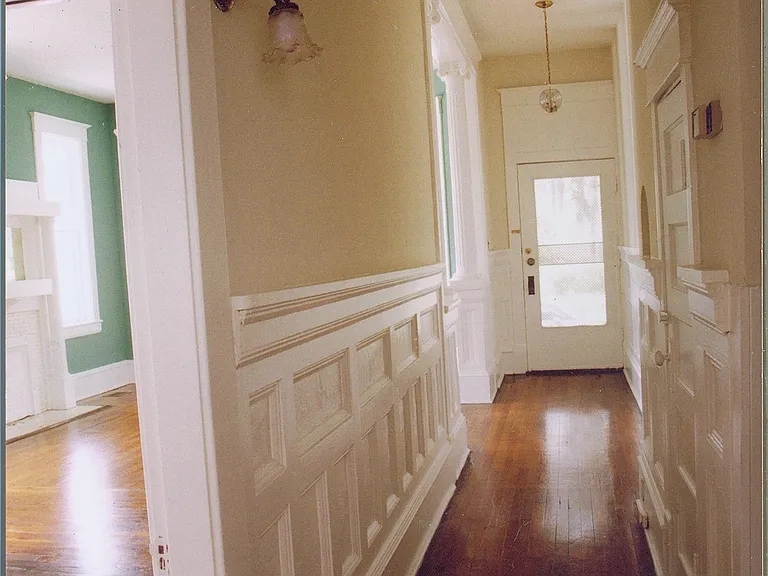 2220 Barnard St #A — Photo 7