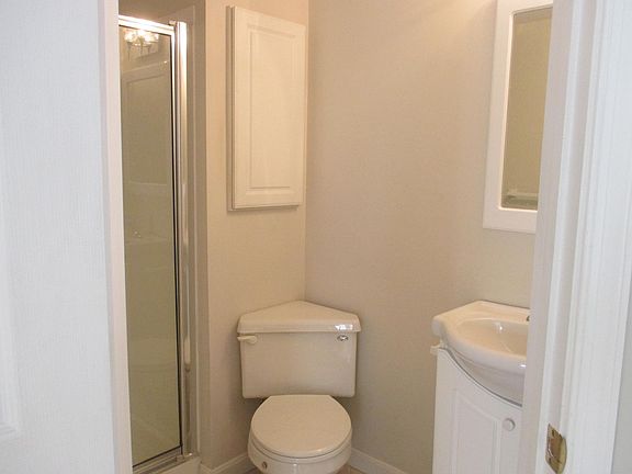 5th image of 407 S Veitch St