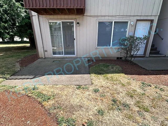 2203 SE 96th Dr — Photo 13