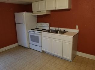 40 College Ave APT 3, Buckhannon, WV 26201