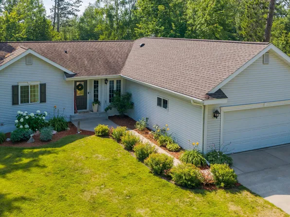 501 Whisperwood Ct SW, Bemidji, MN 56601
