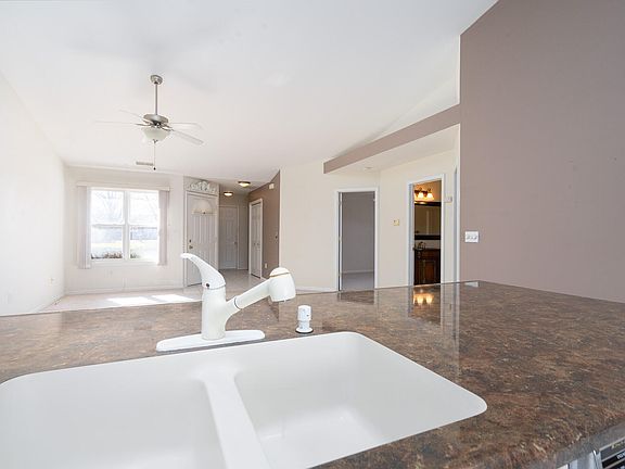 5th image of 1808 W 86th Ln