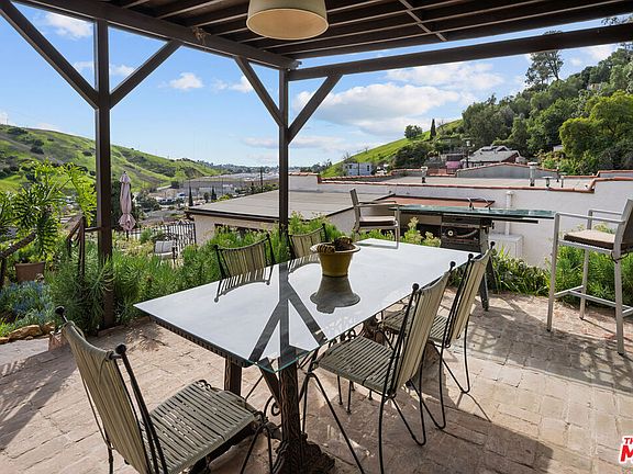 2nd image of 4389 Radium Dr