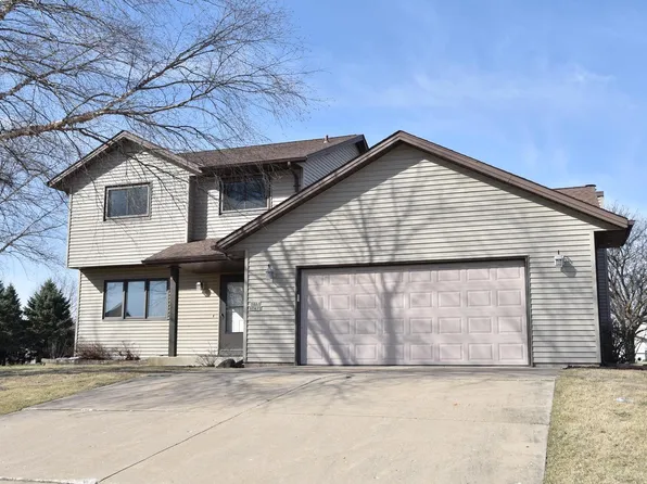 W233N7497 Highview DRIVE, Sussex, WI 53089