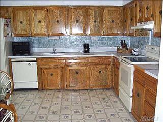 3rd image of 33 Haig Ave