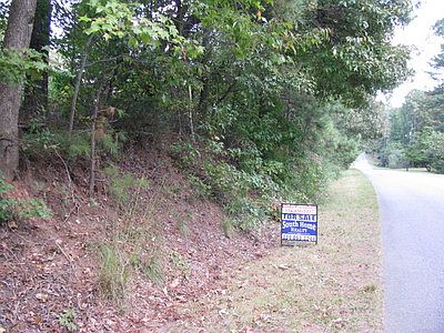 5th image of 4 Acres Louina Road