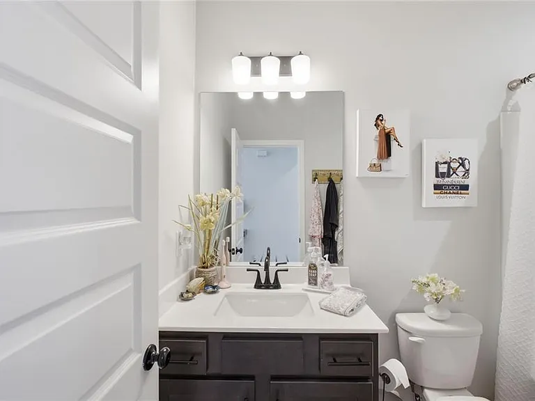 2700 Westgate Park Dr — Photo 10