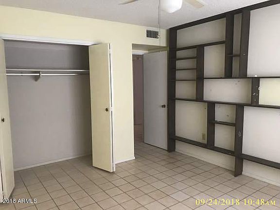 4th image of 10421 W Caron Dr