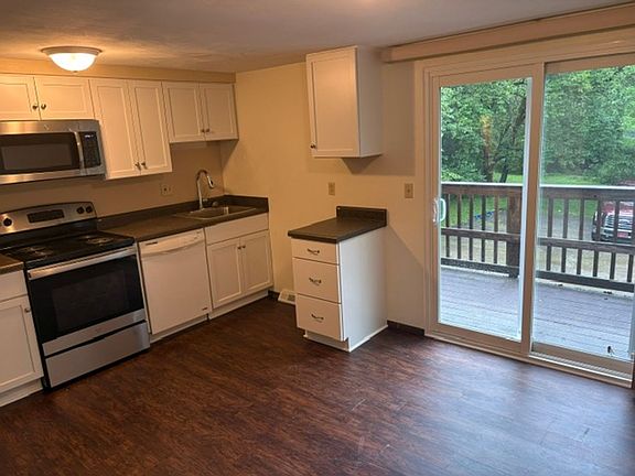 3rd image of 649-655 Robbins Station Rd #649
