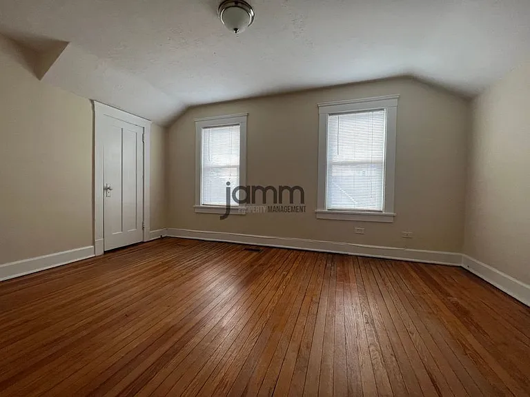 13103 Cedar Rd — Photo 23