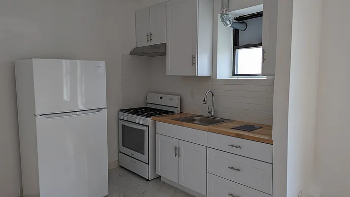 Rented by Coldwell Banker American Homes | media 4