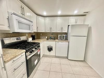4th image of 2030 S Ocean Dr APT 903