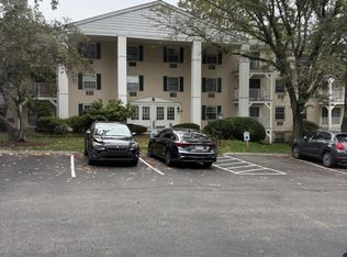 250 Ridge Pike APT 250, Lafayette Hill, PA 19444