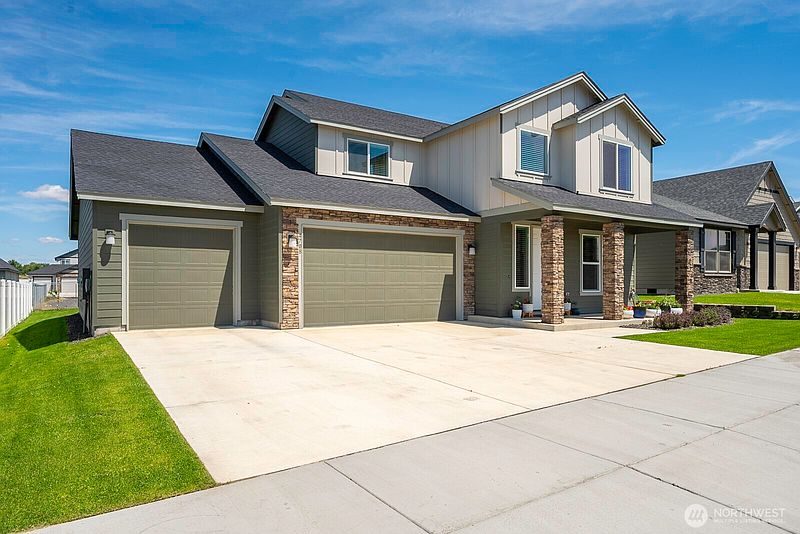 2nd image of 4708 W Junco Street
