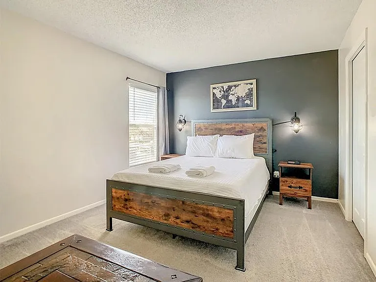101 Bloomingdale Dr — Photo 31