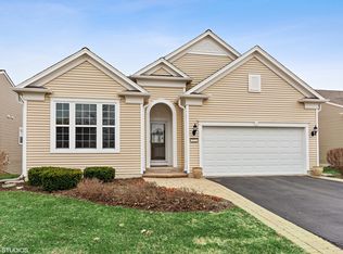 3222 Epstein Cir, Mundelein, IL 60060