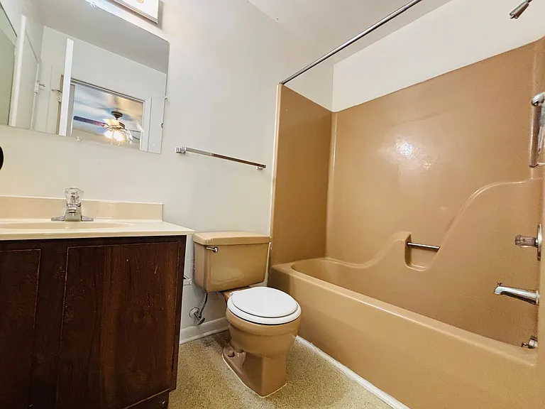 324 Shenandoah Cir — Photo 14