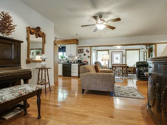 5th image of 1512 Sherrye Dr