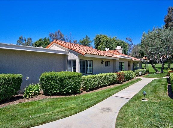 2nd image of 1091 Saint Andrews Dr