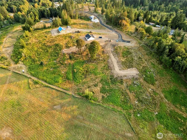 391 Brook Valley Road, Kelso, WA 98626