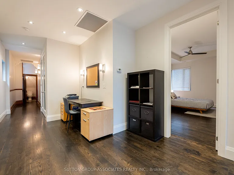 608 Spadina Ave #1 — Photo 13