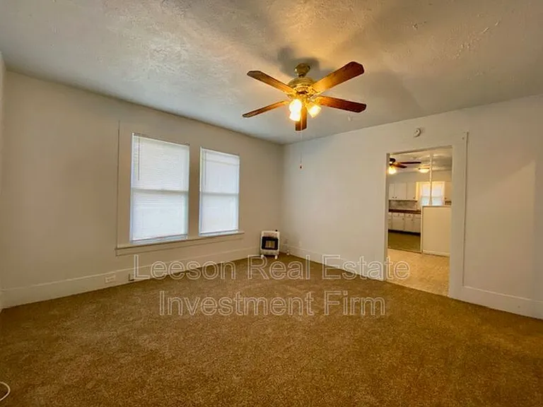 3240 Jackson St — Photo 4
