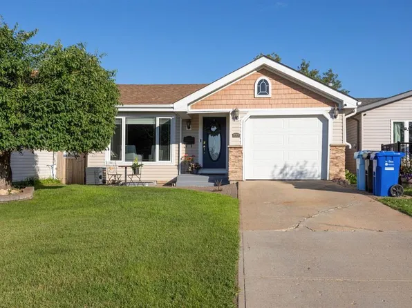 254 W Wolverine Dr, Wood Buffalo, AB T9H 4R5