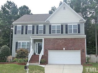209 Sycamore Ridge Ln, Holly Springs, NC 27540