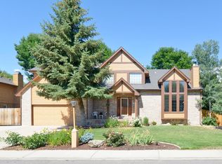 1217 Twin Peaks Cir, Longmont, CO 80503