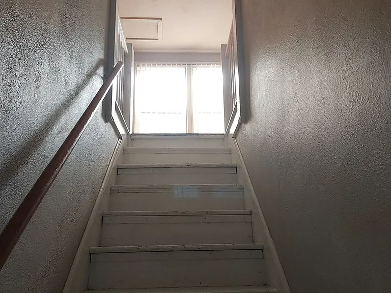 1825m1 — Photo 8