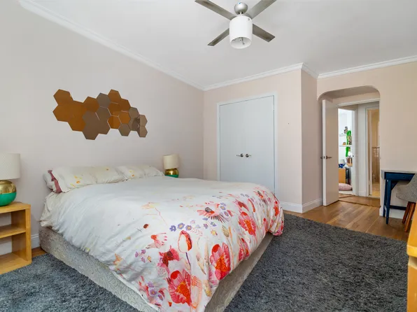 98 Park Terrace East image 10 of 13