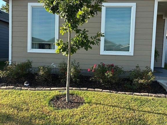 3rd image of 155 Sesame Ln