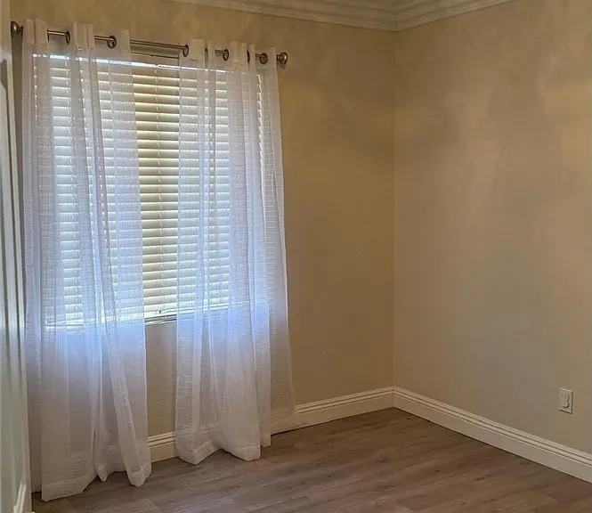10087 Yellow Canary Ave — Photo 40