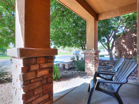 4th image of 42405 W Somerset Dr
