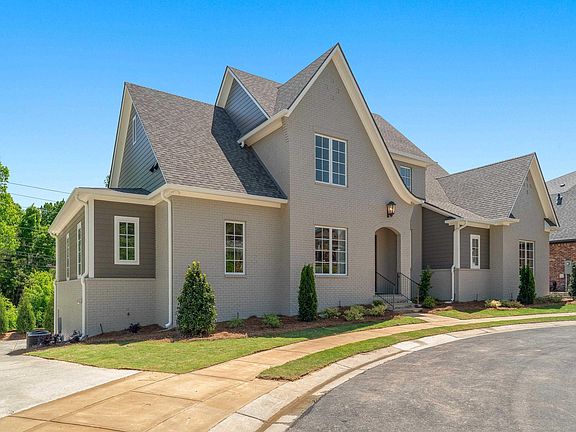 3rd image of 3304 Southbend Cir
