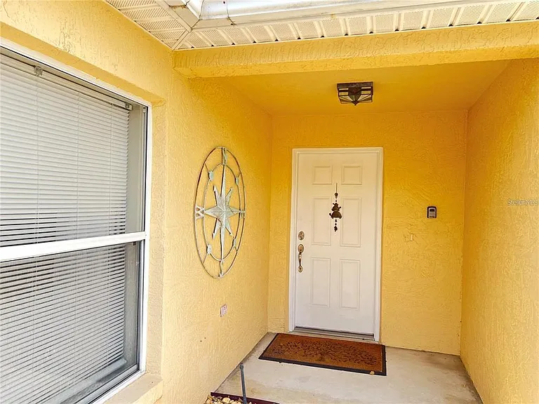 2913 Panchos Way — Photo 3