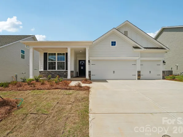 7171 Sylvan Retreat Dr, Denver, NC 28037