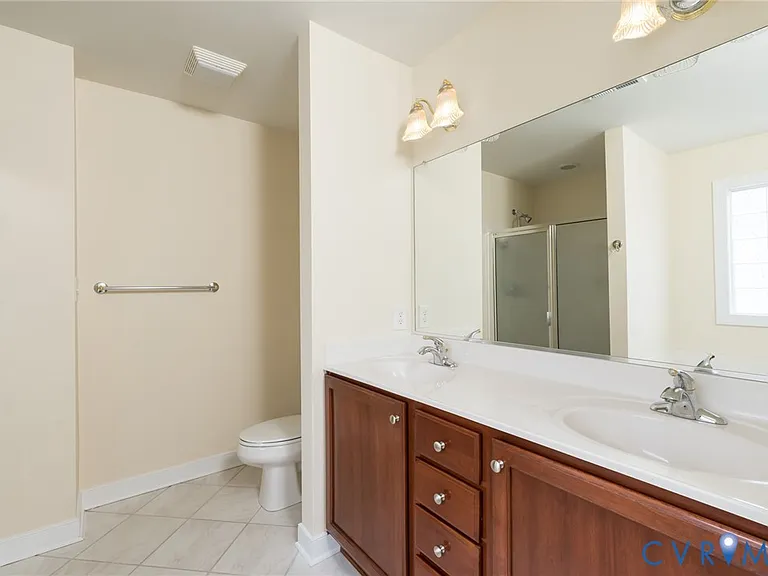 11412 Pinedale Dr — Photo 32